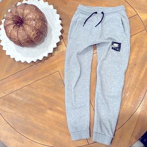Youth Nike Sweatpants